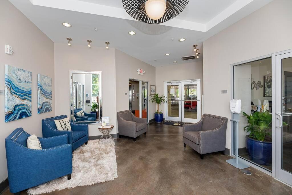 Ferienwohnung Chic Uptown Unit With Gym, Pool Charlotte Exterior foto